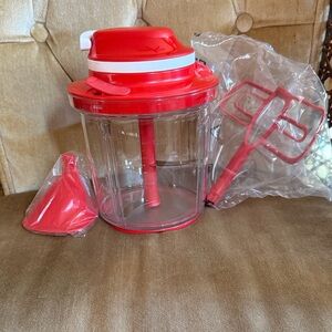 Tupperware Brand New Red Food Chopper